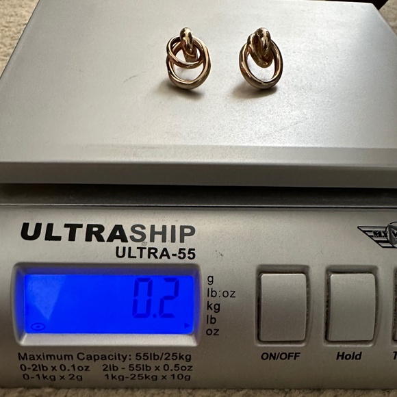 Gold tone door knocker style earrings for pierced ears - Picture 9 of 9